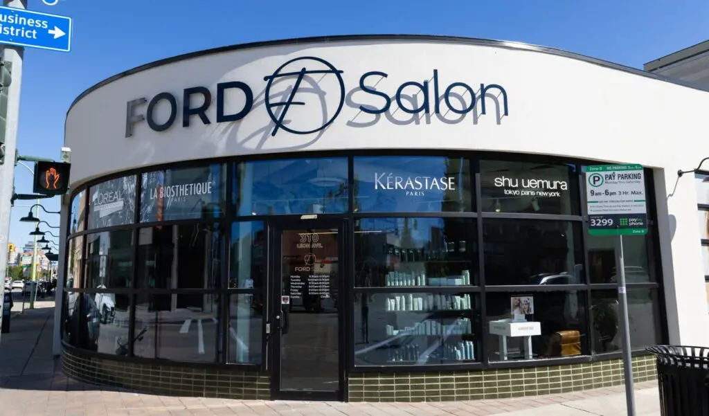 Ford Salon interior in Kelowna, a tenant improvement built by Troika